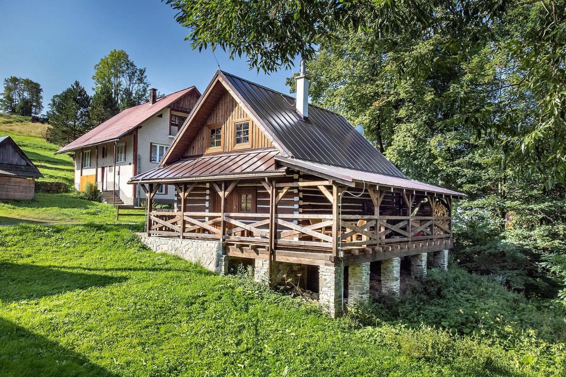 Drevenica Na Kraji Sveta Villa Osturna Eksteriør billede